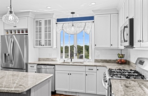 North Weymouth House | Close to Gillette, Boston Stadium, for FIFA world cup, Weymouth, MA 3-Bed home