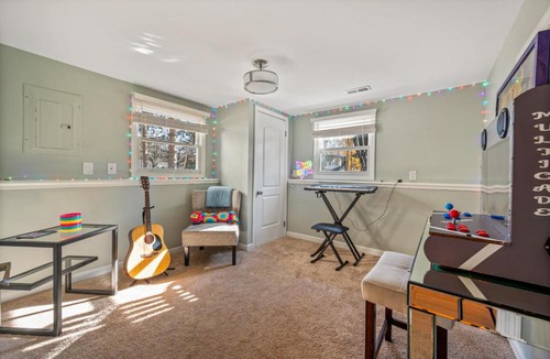 Geyser Crest House | Close to SPAC Saratoga Track and Downtown