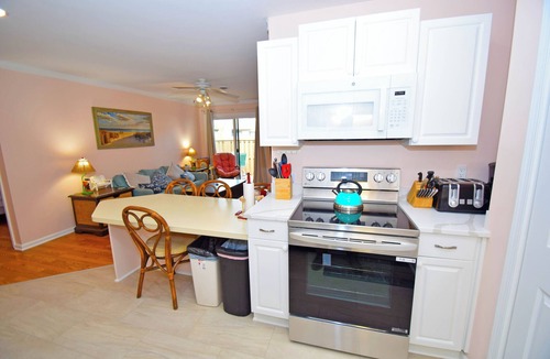 North Ocean City Condo | Club Ocean Villas II 182B-Bayside 120th St, WIFI, W/D, AC