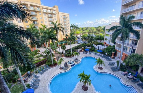 Survey Creek Resort | Club Wyndham Palm-Aire