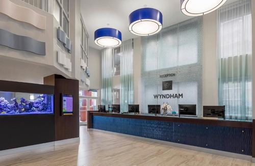 Survey Creek Resort | Club Wyndham Palm-Aire