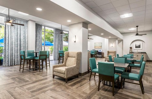 Pompano Beach Resort | Club Wyndham Santa Barbara
