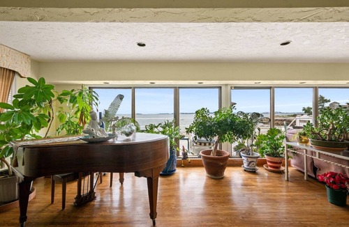 Swampscott Apartment | Coastal Charm Lobster Ch Teau