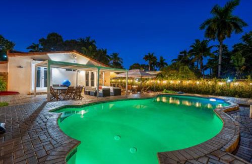 South Lake Villa | Coastal Dream Oasis - 4 Bedrooms, Game Room, HtdPool, BBQ ,Fire Pit