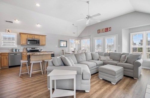 South End House | Coastal Getaway, lovely 3 bedroom, 2 bath house in serene Ocean City