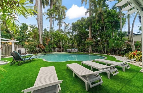 Downtown Hollywood House | Coastal heritage vizcaya mansion | beach 4 mins