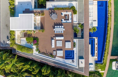 Venetian Islands Villa | Coconut Grove Ultra-Luxury Resort-Style Mansion