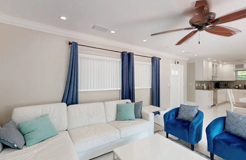 Bel Air House | Coconut Oasis Across from the Beach - Luxury 3-bedroom Chef's Kitchen & Privacy.