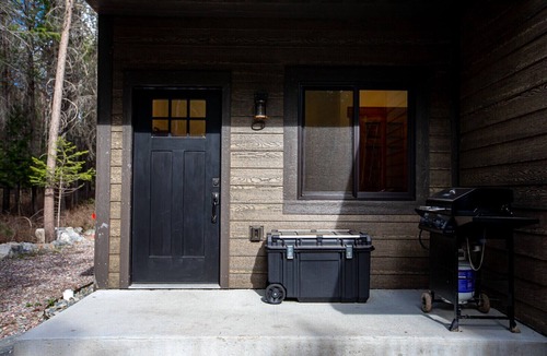 Columbia Falls Cabin | Columbia Falls Cabin