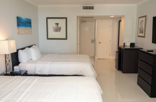 Galt Mile Resort | Come Create Memories w/Fun-filled Adventures at this Paradise! Outdoor Pool!