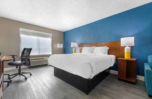 Mount Laurel Hotel | Comfort Inn & Suites Mt Laurel-Philadelphia