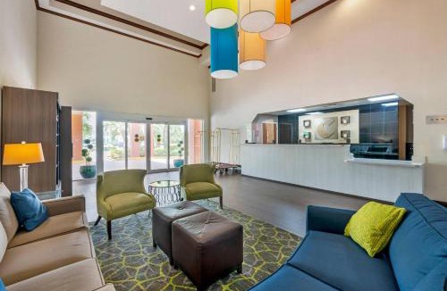 North Lauderdale Hotel | Comfort Inn & Suites Fort Lauderdale West Turnpike