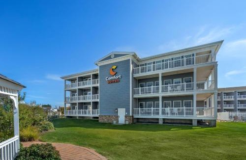 Chincoteague Hotel | Comfort Suites Chincoteague Island Bayfront Resort