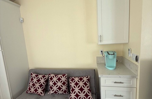 Rowland Heights House | Comfortable and Cozy Guest House for Long Stay - Independent Entry