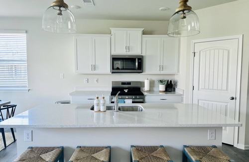 Ocean View House | Comfortable + Coastal 5 Br Home in Ocean View Beach Club - 5min to Bethany Beach