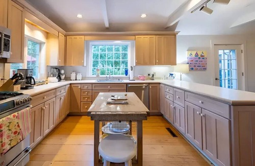Madaket House | Comfortable home in Madaket