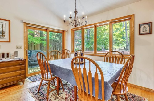 Timberline House | Comfortable mountain home is a short walk to the Timberline Trails!