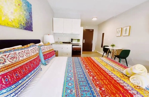 South Beach Hotel | Comfortable SoBe Studio | Balcony | Free Beach Chairs & More