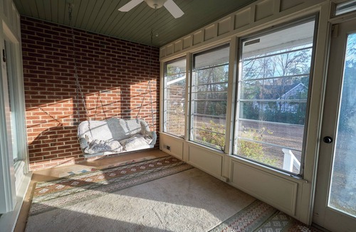 Rocky Mount House | Comfortable Waterfront living in Rocky Mount