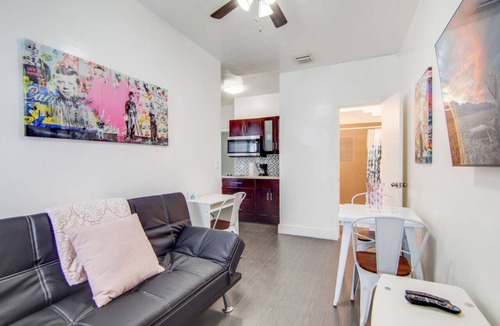Flamingo/Lummus Condo | Comfy 1 B/R, Near Ocean Dr & Beach - South Beach