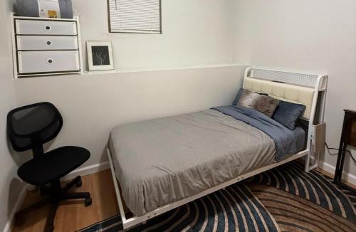 The Heights House | Comfy apt with skyline front view Mins away from NYC