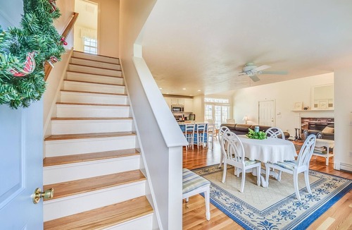 Dennis House | Comfy Cape Home: Close to Mayflower Beach, golf course, and Downtown