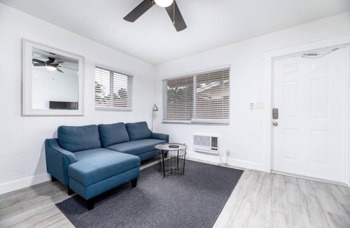 Middle River Terrace Apartment | Comfy Condos at Middle River Apt 3