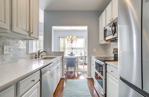 Lewes Apartment | Community Pool & Private Balcony: Chic Lewes Gem