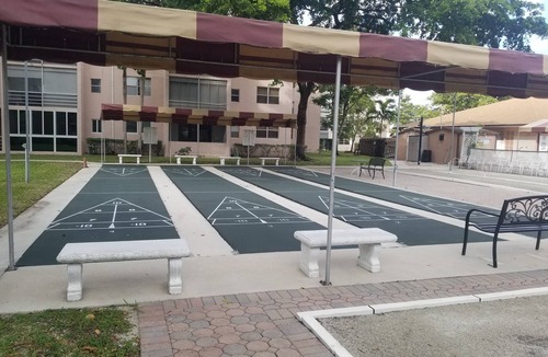 Lauderdale Lakes Apartment | Condo à Louer, 55 Ans+, rez de Chaussée Près de Tout, Golf, Épicerie, Plage