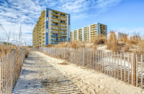 North Ocean City Condo | Condo ∙ 3 bedrooms ∙ 9 guests