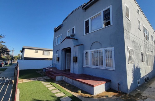 Park Mesa Heights Apartment | Condo-Style Apt. - Upstairs - Convenient to LAX
