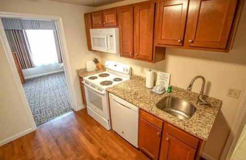 Mashpee Condo | Condo w/Private Balcony + Pool Access in Mashpee