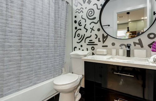 Little Ranches Apartment | Condor: Renovated Professional Design & Near Beach