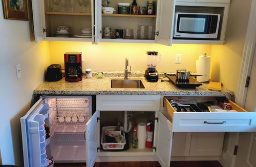 Milton House | Contessa Suite, No added fees or cleaning charges.