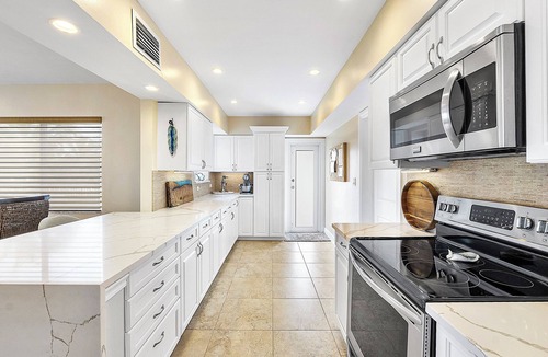 Coral Shores House | Coral Shores Waterfront Escape - Luxury Fort Lauderdale Living