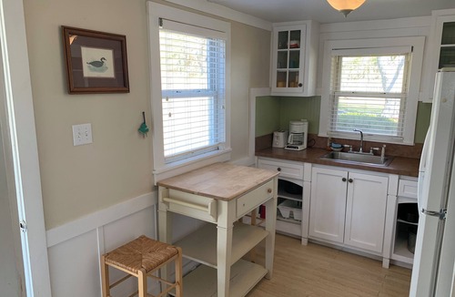 Bozman Cottage | Cottage 1-B: Waterfront cottage, 1 bd 1 bath, Perfect for your next getaway!