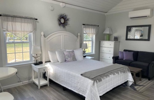 Lower Township Cottage | Cottage - Coastal Suites Cape May [10]
