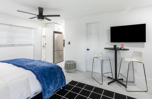 Central Fort Lauderdale Cottage | Cottage Minutes from Downtown and Wilton Manors