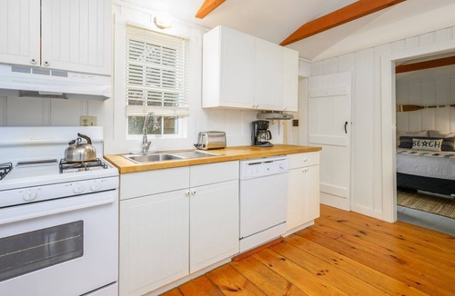 South Dennis Cottage | Cottage on Large Pond Access to Bass River Updated Interior AC Wifi Dog Friendly