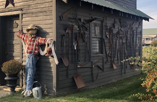 Kalispell Cottage | Country Farmhouse & Cottage