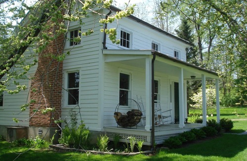 Stuyvesant House | Country home in a park-like setting, perfect for private enjoyment.