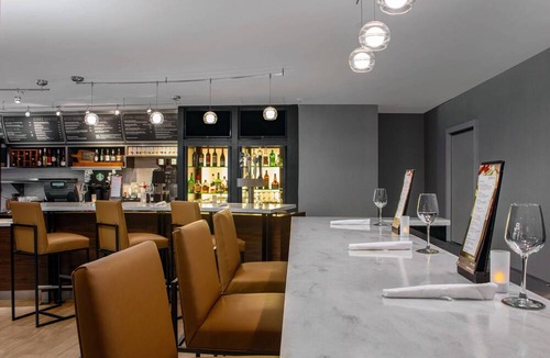 Aventura Hotel | Courtyard by Marriott Aventura Mall