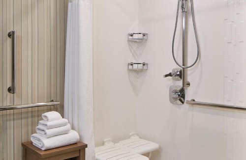 Troy Hotel | Courtyard by Marriott Albany Troy/Waterfront