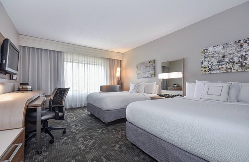 Matthews Hotel | Courtyard by Marriott Charlotte/Matthews