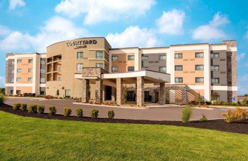 Elyria Hotel | Courtyard by Marriott Cleveland Elyria