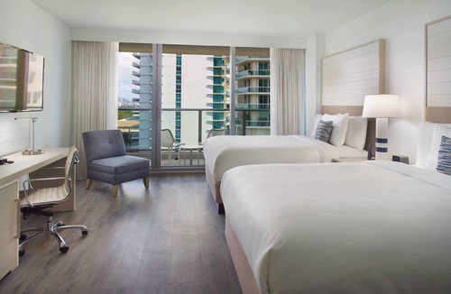 Coconut Grove Hotel | Courtyard by Marriott Miami Coconut Grove