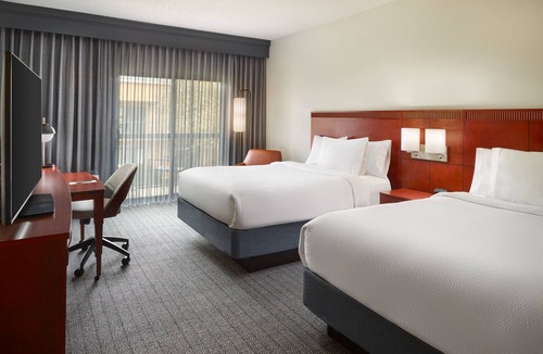 Rio Hotel | Courtyard by Marriott Charlottesville