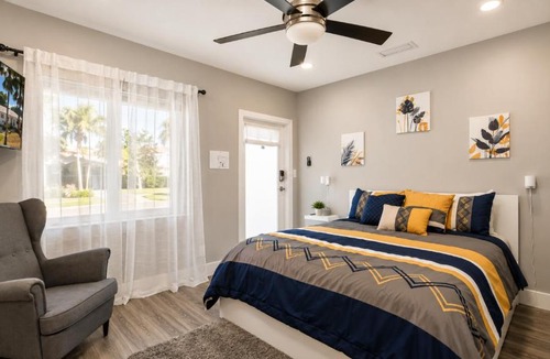 Poinsettia Heights Apartment | Cozy 1 BDR Unit by Beach, Mall, & Downtown FTL