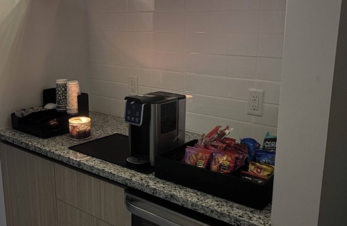 North Miami Beach Apartment | Cozy 1-bedroom apartment with AC in fabulous North Miami Beach