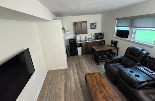 Virginia Beach Apartment | Cozy 1-bedroom apartment in amazing Virginia Beach with WiFi, AC